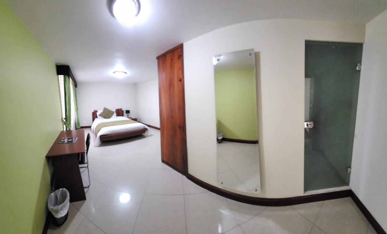 Apartahotel Vincent Suites Pasto Luaran gambar